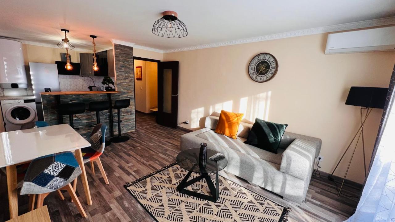 Appartamento Pluton Montpellier Esterno foto